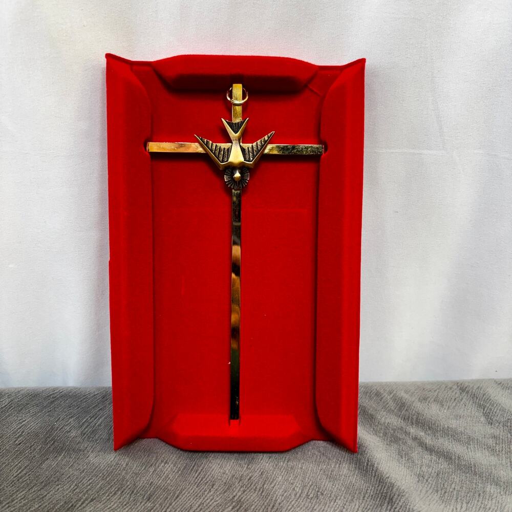 Vintage Metal Wall Cross Holy Spirit Dove Emblem Christian Gold Tone Gift Box 7"